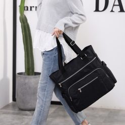 Fashion Casual Women's Handbag 2019 New One-Shoulder Ladies Nylon Light Luggage Bag Handbag -Vest Shirt Sales 52f3ed7d b341 488e a51d a8532c1b1d40